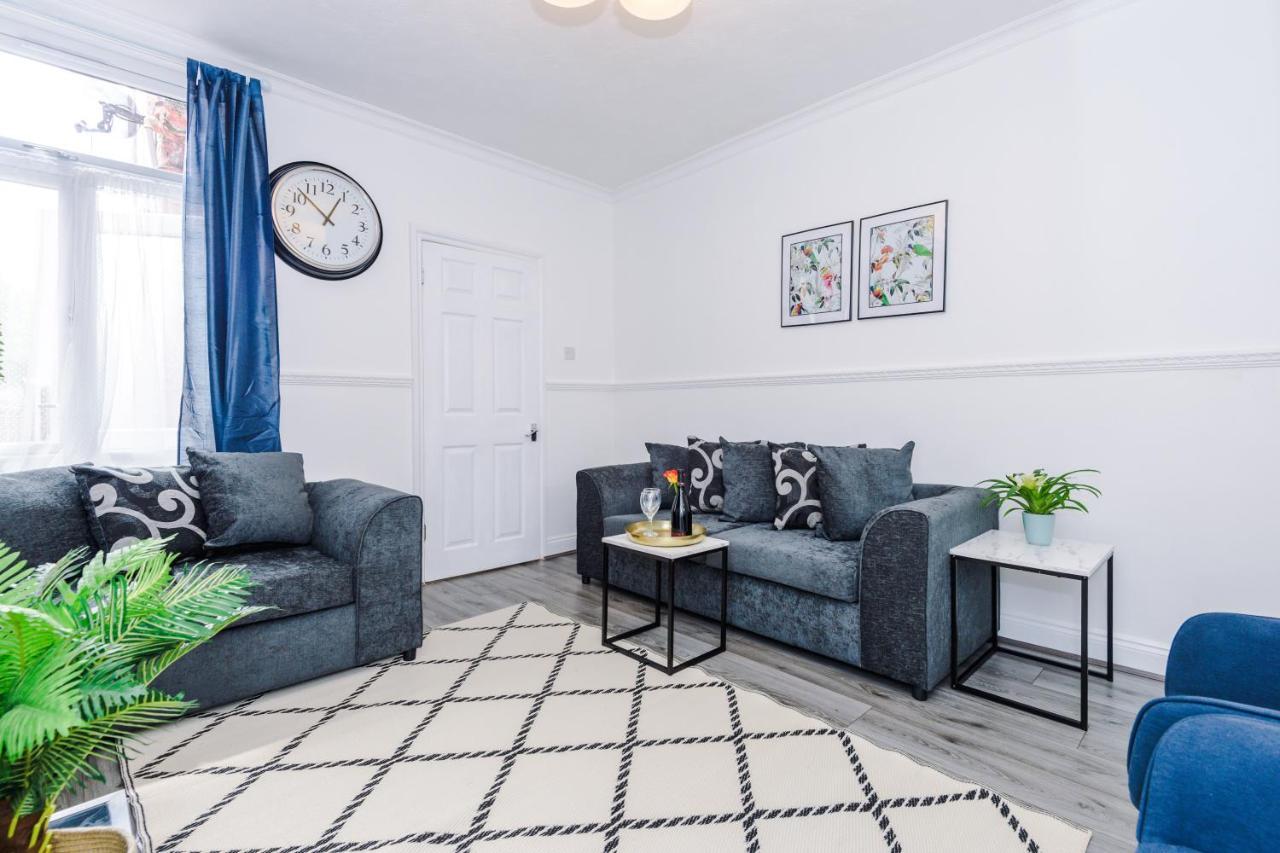 Harley House - Spacious Home With Free Netflix & Parking By Rocketbnb Coventry Exterior photo