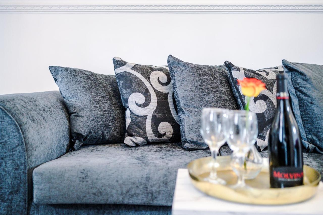 Harley House - Spacious Home With Free Netflix & Parking By Rocketbnb Coventry Exterior photo