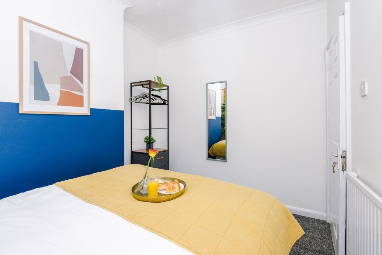Harley House - Spacious Home With Free Netflix & Parking By Rocketbnb Coventry Exterior photo